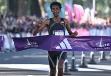Así construyó Yomif Kejelcha su Récord del Mundo de Media Maratón: sus tiempos vs el de Kiplimo